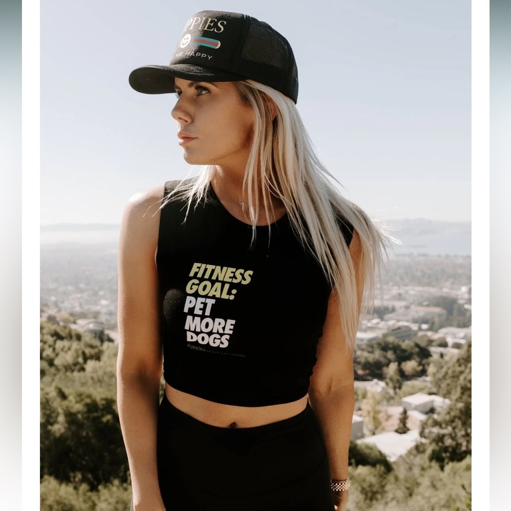 Puppies Makes Me Happy Fitness Goals Sleeveless Crop
